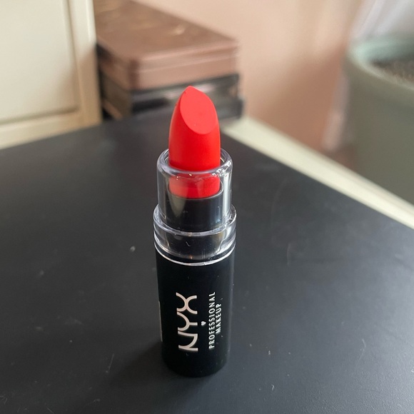 Mixed Lip Kit Lot - Picture 4 of 12